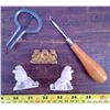Image 1 : Juice Harp, 2 Tea Poodles, 3 Monkeys & Latch Hook Tool