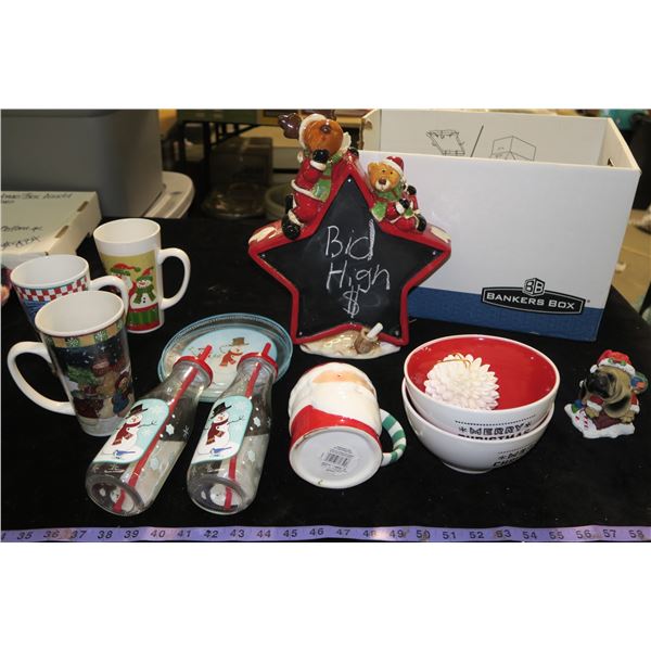 #1331 - Christmas Box, decorative items and kids santa set