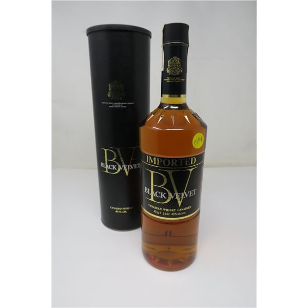 1970 Black Velvet Canadian Whiskey 40oz