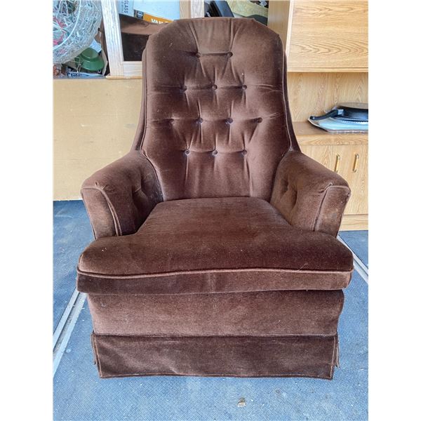 Brown Lounge Chair