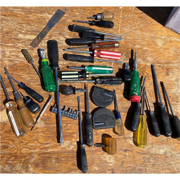 Lot Of Screw Drivers