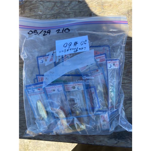 20 #00 Len Thompson Hooks (New)