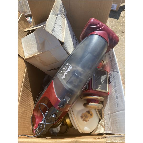 Lot Of Lighting + Shark Cordless Vacuum