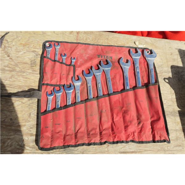 14 Piece Titan Wrench Set with case