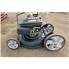 Image 3 : Yardworks Lawnmower (Not Running)