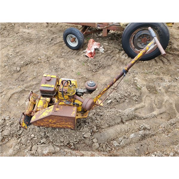 PLATE TAMPER VIBRO PLUS MODEL CM10, GOOD COMPRESSION