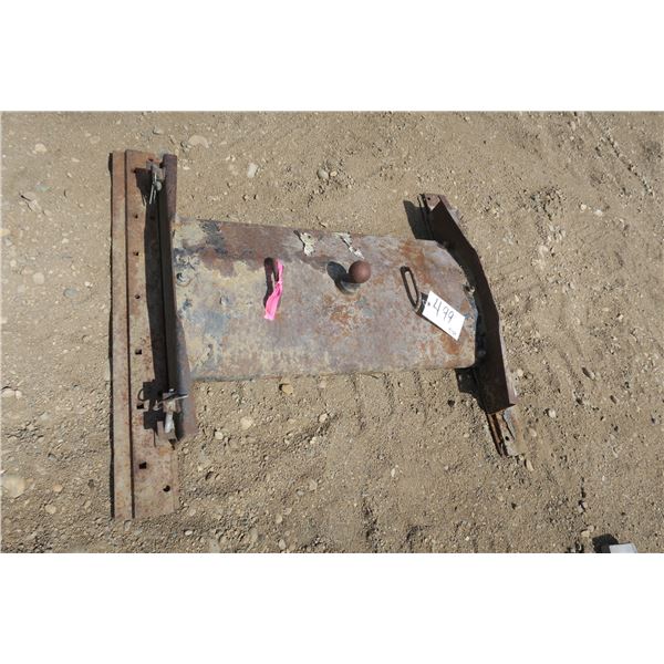 5th Wheel Hitch - 45.5" Wide