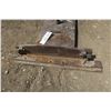 Image 2 : 5th Wheel Hitch - 45.5" Wide