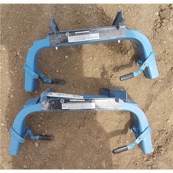 2 Platform Brackets