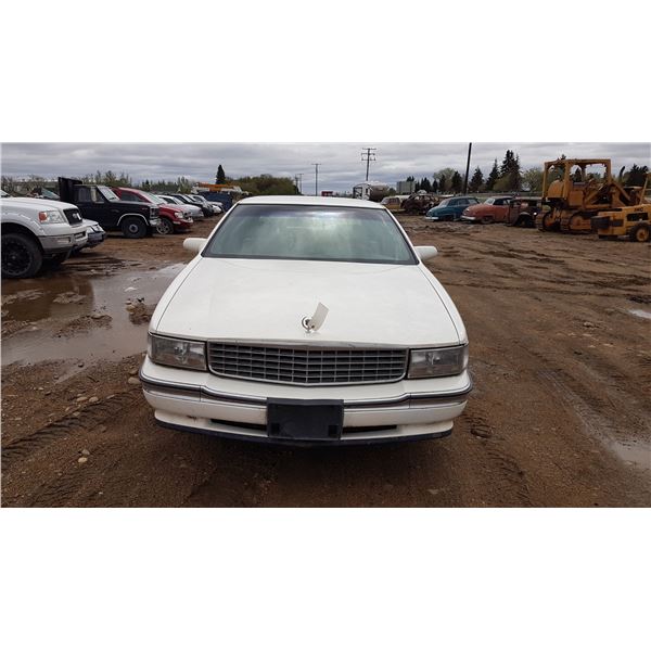 1994 CADILLAC DEVILLE 1G6KD52B3RU276240 "SASK REGISTERED" (HAS KEYS)