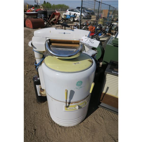 General Electric Ringer Washer