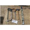 Image 1 : 2X Hand Saws/ 1X 2" Level/ 1X Hammer
