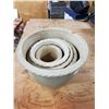 Image 1 : 5 BEIGE CLAY POT PLANTERS