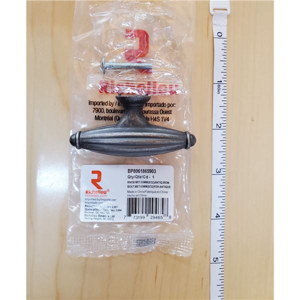 FIFTEEN DRAWER KNOBS