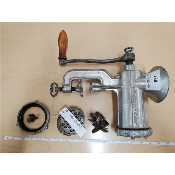 SMALL MEAT GRINDER