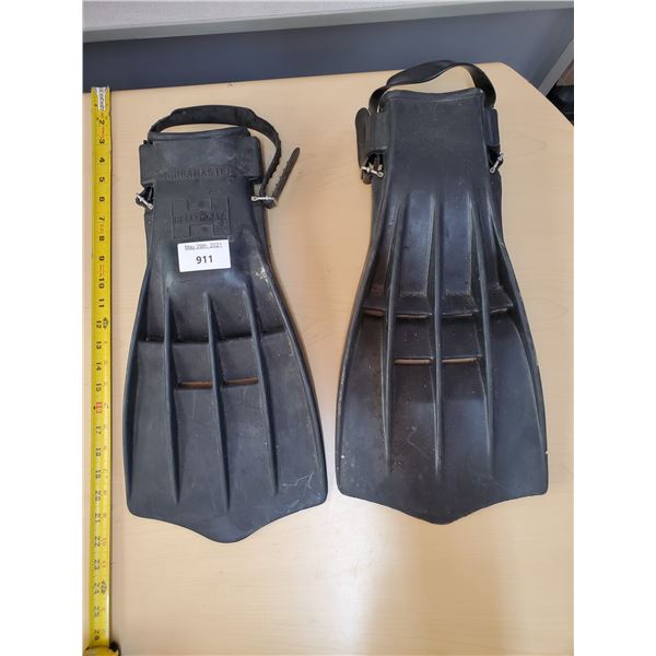 RUBBER SWIMFINS 'SCUBAMASTER'