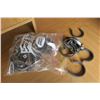 Image 4 : 2" Diameter Clamps (Bag of 40)