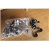 Image 1 : 3/4" Diameter Clamps (Bag of 50)