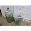 Image 1 : Wine Making Kit with 5 Gallon Glass Jugg
