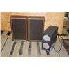 Image 1 : 2 Wood Speakers & Altec Lansing Speaker Set