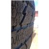 Image 5 : 4 275 60 R20 Tires (Mismatched)