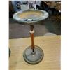 Image 1 : STANDING ASHTRAY
