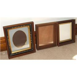 3 Picture Frames