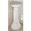 Image 1 : Garden Pedestal
