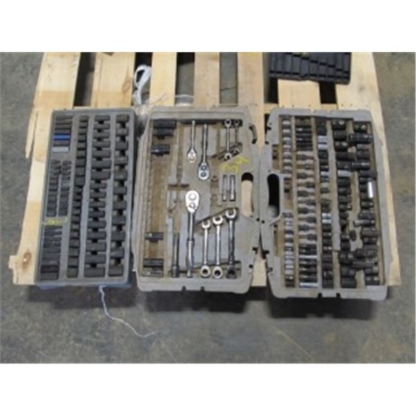 1.5 SETS OF STANLEY SOCKETS