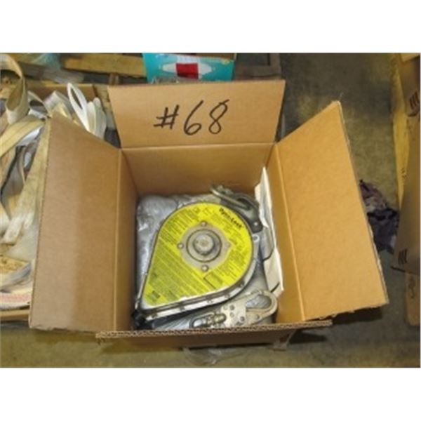 DYNA LOCK SELF RETRACTING LANYARD WINCH