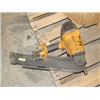 Image 1 : BOSTICH AIR NAILER