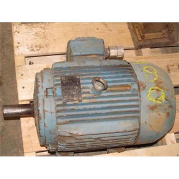 7.5 HP ELECTRIC MOTOR (BLUE) 220 V