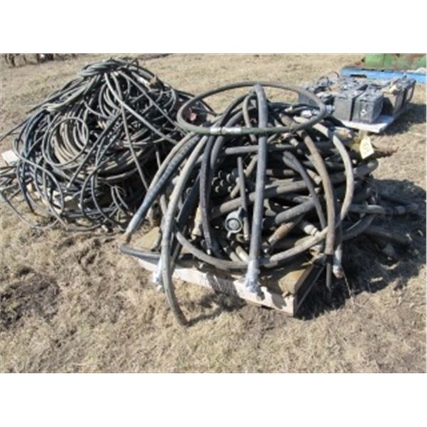 QUANTITY OF VARIOUS HYDRAULIC HOSES (2 PALLETS)