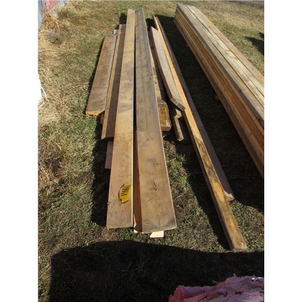 APPROX 20 MISC BOARDS OF VARIOUS LENGTHS