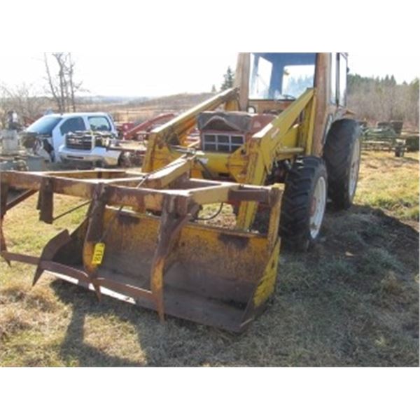 IH 844S FWA DIESEL TRACTOR