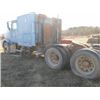 Image 4 : 1990 IH 18 SPD; CAT 3406B; FOR PARTS; 11R24.5 RUBBER; STEEL HEADACHE RACK; 60" BUNK; 222" WB; SN #2H