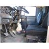 Image 3 : 1993 KENWORTH T600 HWY TRACTOR; SLEEPER; 18 SPD; N14 CUMMINS; 48" BUNK; PTO/WET KIT; 11R24.5 TIRES; 