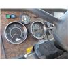 Image 5 : 1993 KENWORTH T600 HWY TRACTOR; SLEEPER; 18 SPD; N14 CUMMINS; 48" BUNK; PTO/WET KIT; 11R24.5 TIRES; 