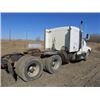 Image 8 : 1993 KENWORTH T600 HWY TRACTOR; SLEEPER; 18 SPD; N14 CUMMINS; 48" BUNK; PTO/WET KIT; 11R24.5 TIRES; 