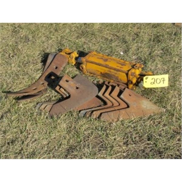 HYDRAULIC RAM; APPROX 10 CULTIVATOR SHOVELS