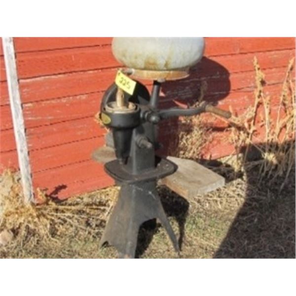 MCCORMICK DEERING CREAM SEPARATOR