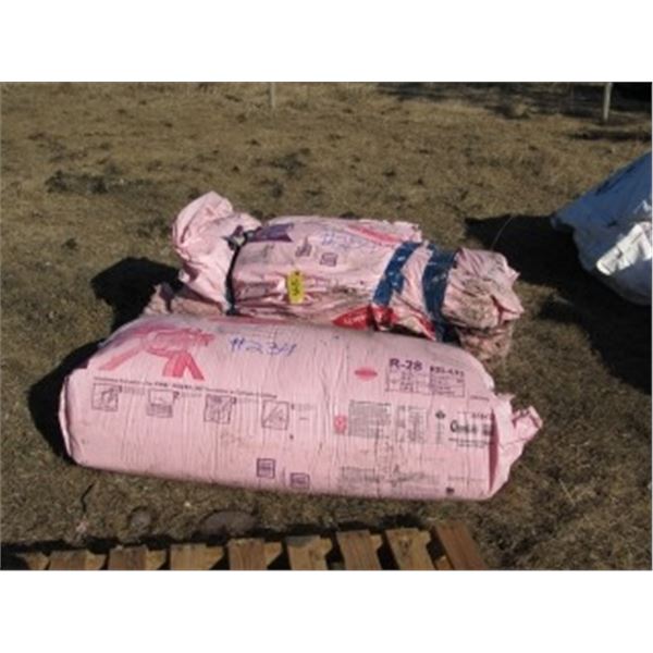 2 BAGS OF R28 PINK INSULATION