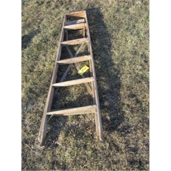 WOODEN LADDER