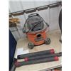 Image 3 : 2 Ridgid Shop Vacs 1) 6.5 HP -16 Gal & 1) 6 Gal