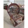 Image 2 : Beautiful Bent Willow w Horn  Design Chair