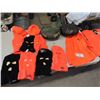 Image 2 : New Hunting Gear, 4 Vests, Hats, Balaclava's & Cushions