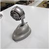 Image 1 : MICROPHONE ON STAND