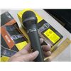 Image 2 : 3 DM-220B MICROPHONES