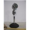 Image 1 : TURNER 22X MICROPHONE ON STAND