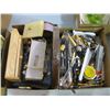 Image 2 : 2 BOXES OF MISC. CUTLERY, UTENSILS, FRAMES, ETC.